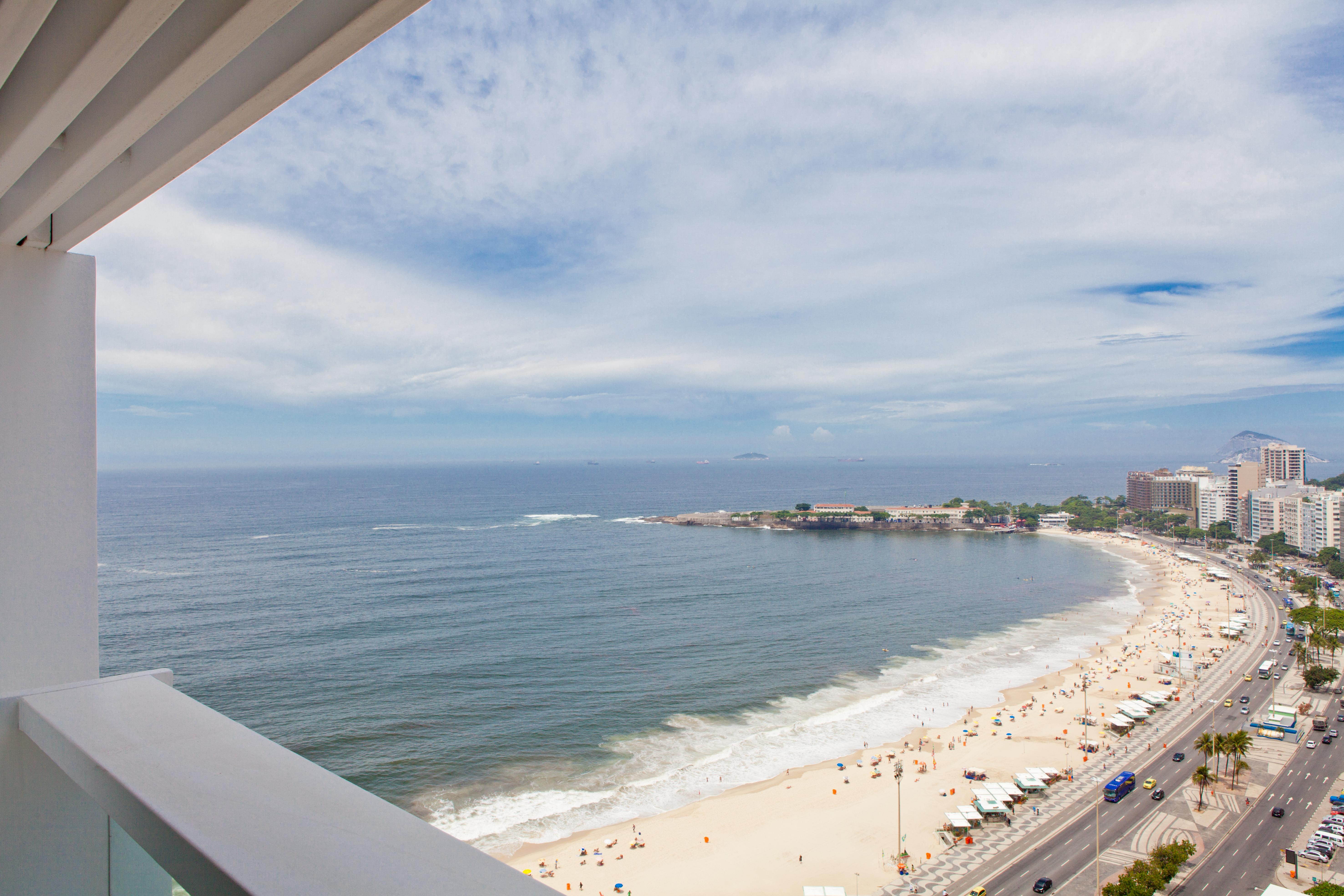 리우 오톤 팰리스 호텔 리오데자네이루 외부 사진 The beach at Copacabana